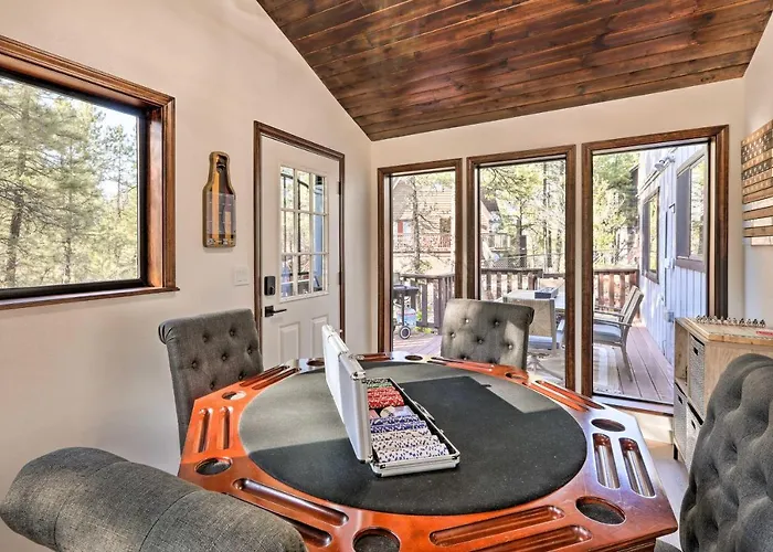 Holiday home Wraparound Deck & Poker Room: In *