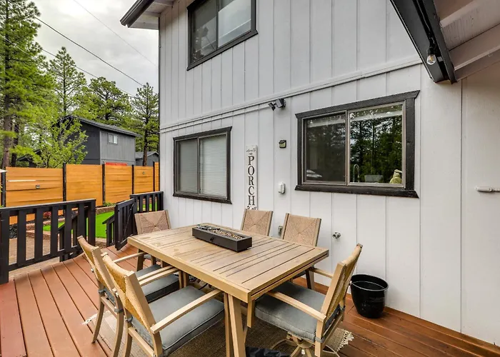 Wraparound Deck & Poker Room: In * Munds Park