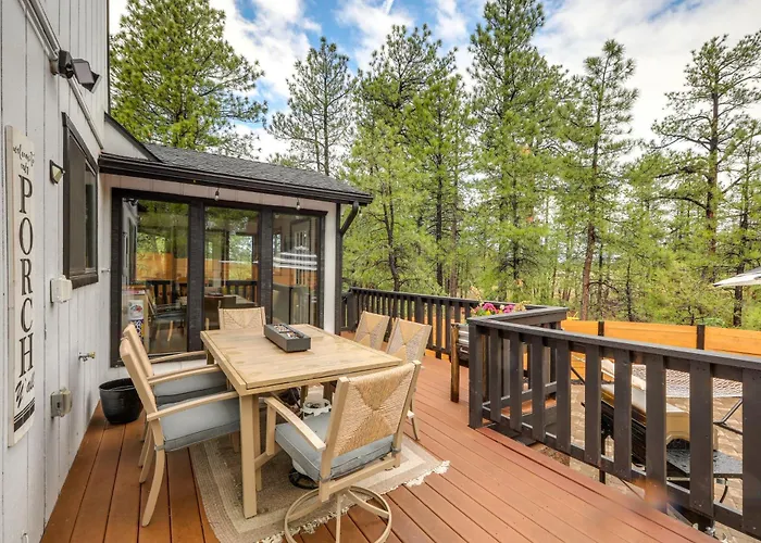 Wraparound Deck & Poker Room: In * Munds Park